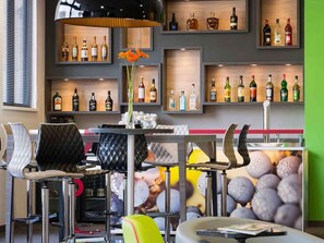 Bar (in der Unterkunft)