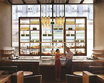 Lounge at Grand Hyatt San Francisco 