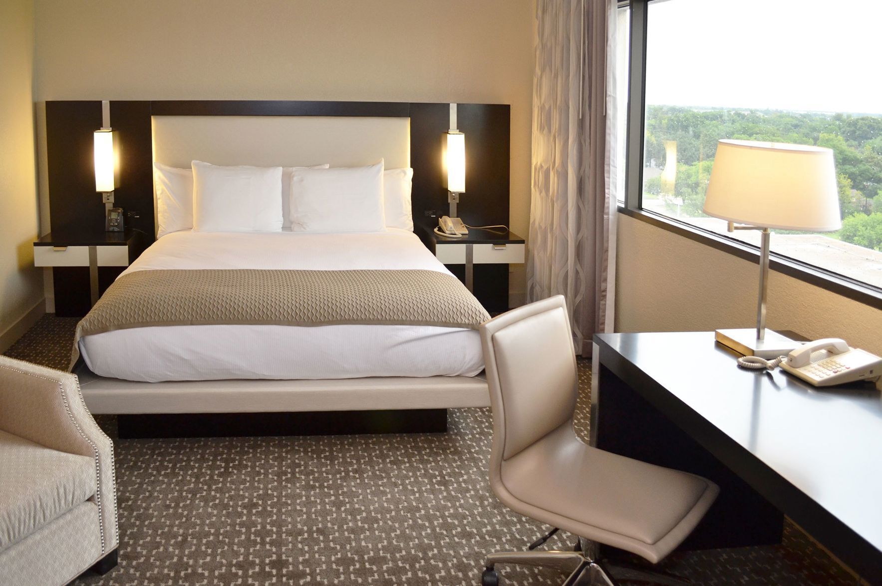 Premium bedding, down duvets, in-room safe, desk