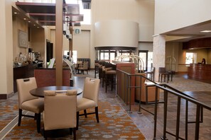 2 bars/lounges, lobby lounge, rooftop bar