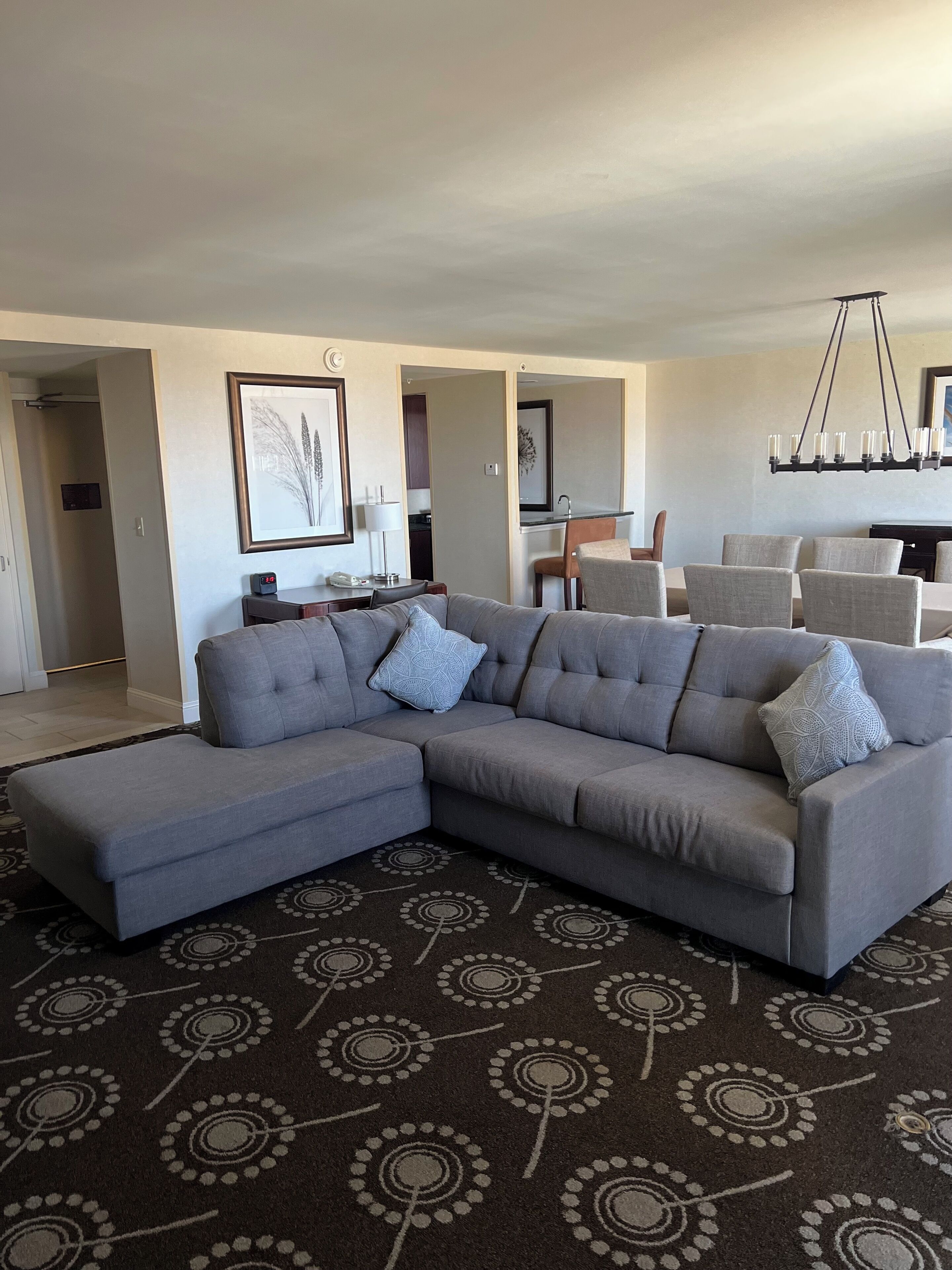 Suite, 1 King Bed with Sofa bed, Non Smoking (Parlor) | Premium bedding, desk, iron/ironing board, free cribs/infant beds