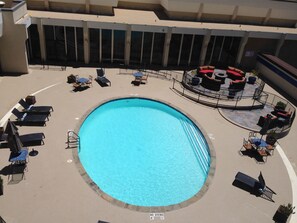 Outdoor pool, pool umbrellas, sun loungers