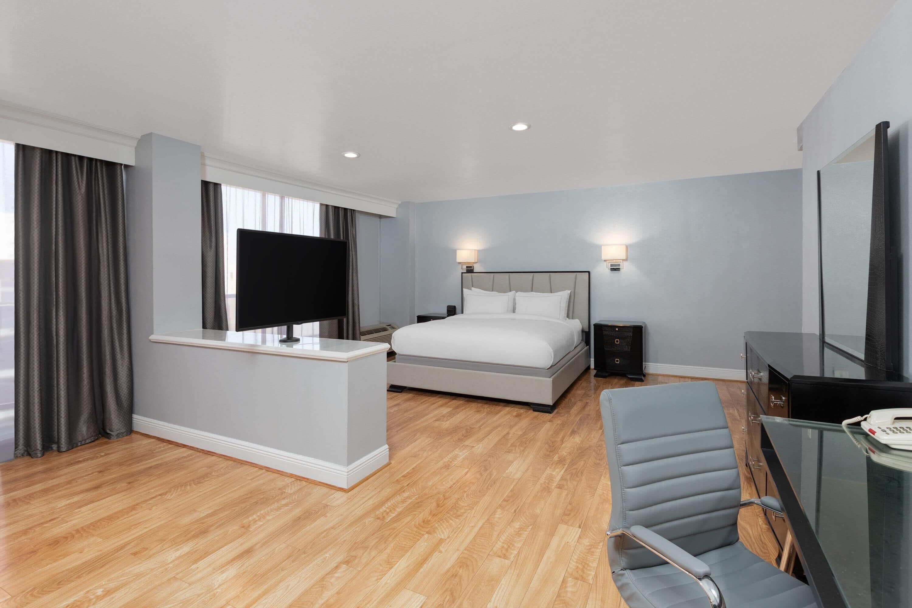 Presidential Suite, 1 King Bed, Non Smoking | Premium bedding, desk, iron/ironing board, free cribs/infant beds