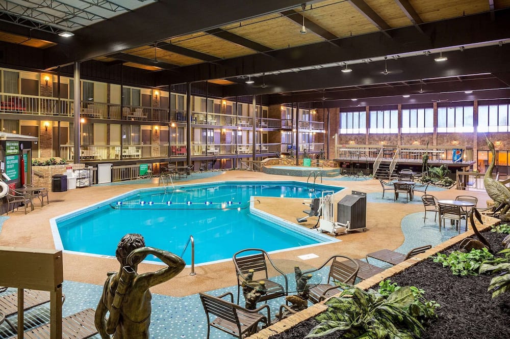 Park Inn by Radisson Sharon