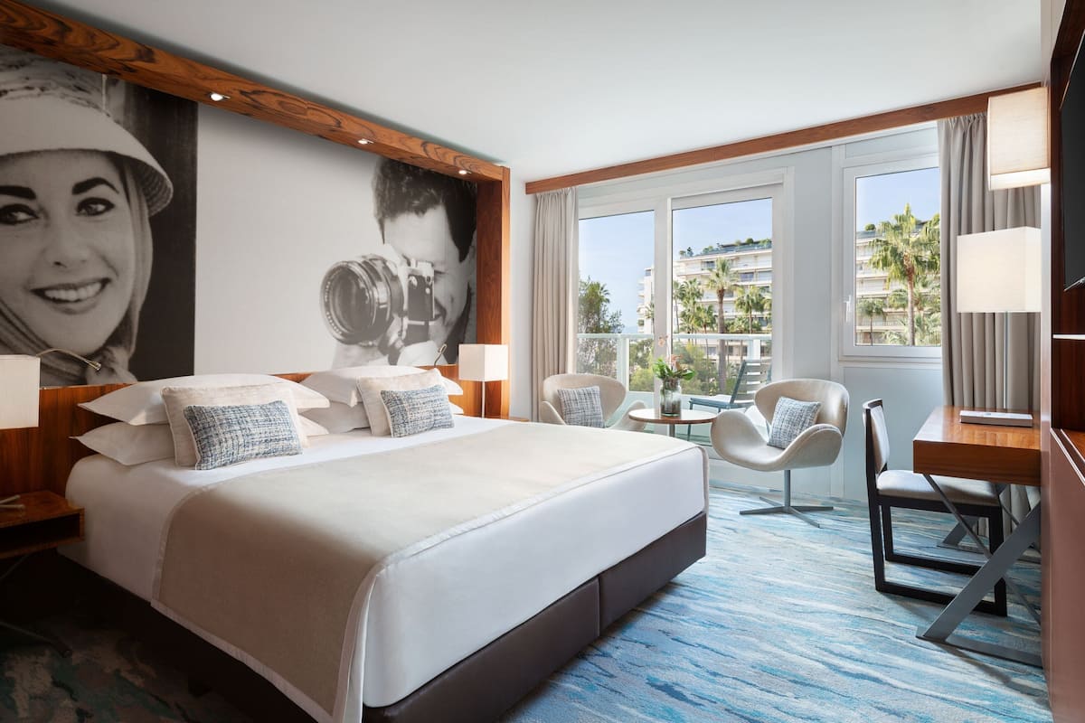 1 bedroom, premium bedding, pillow-top beds, minibar