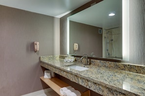 Combined shower/tub, eco-friendly toiletries, hair dryer, towels