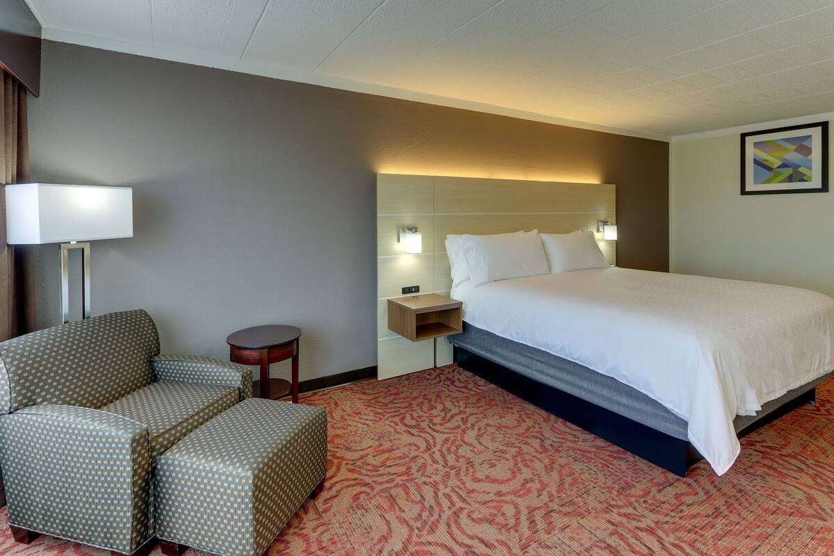 Premium bedding, desk, blackout curtains, iron/ironing board