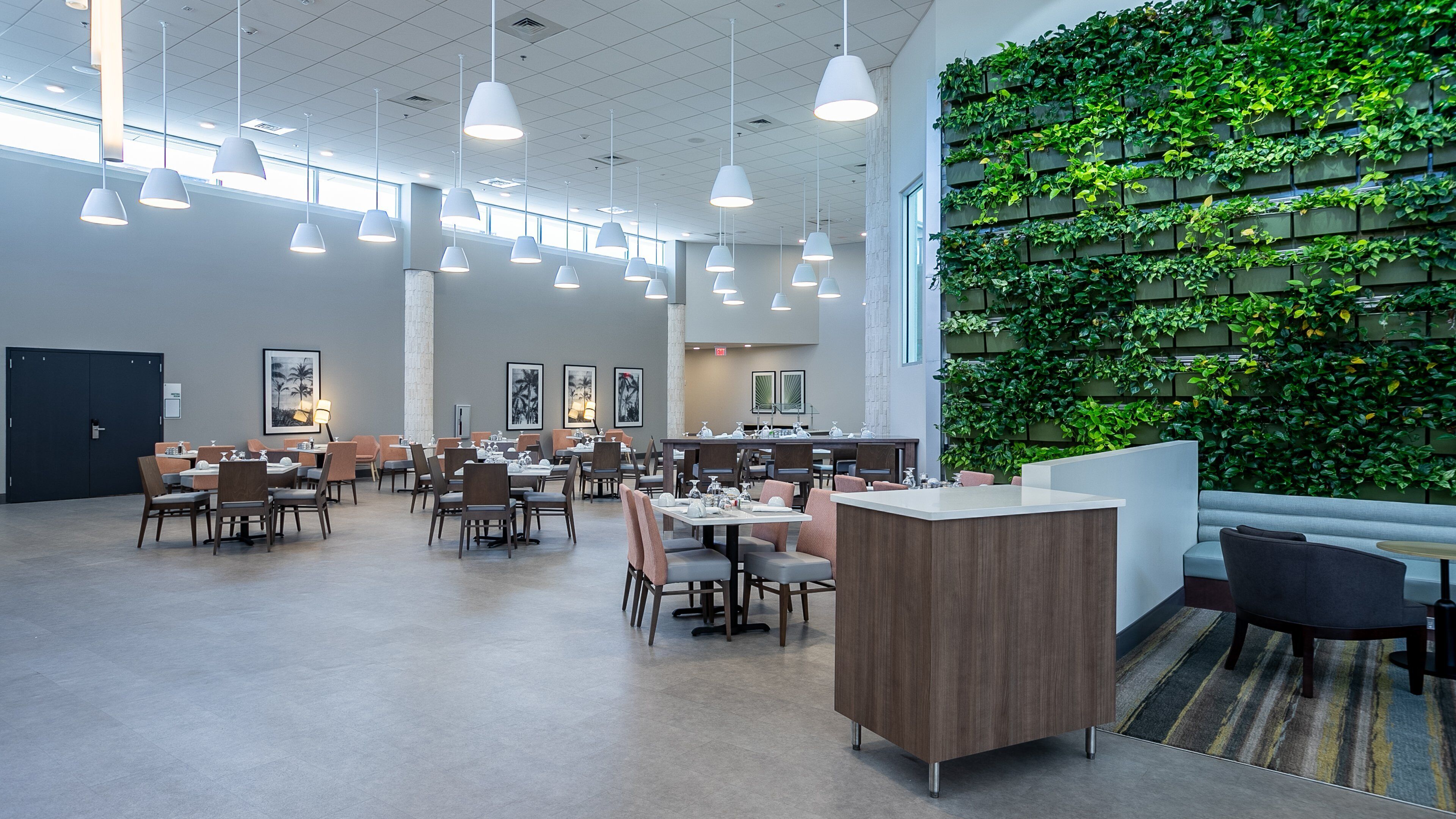 breakfast, dinner, brunch served; italian cuisine