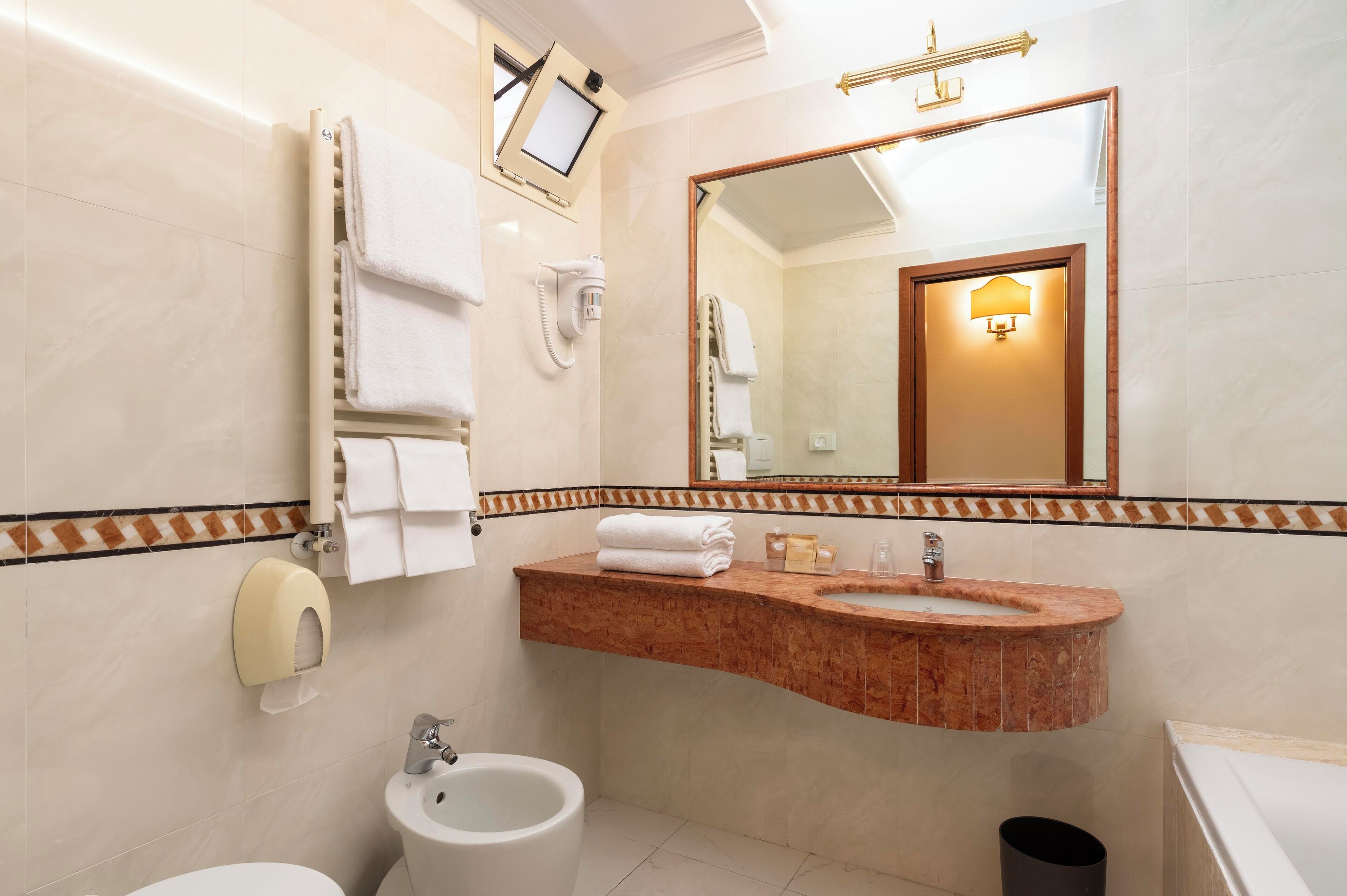 suite, terrace | bathroom | eco-friendly toiletries, hair dryer, bidet, towels