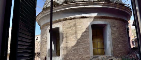 Doppia Economy | Vista balcone