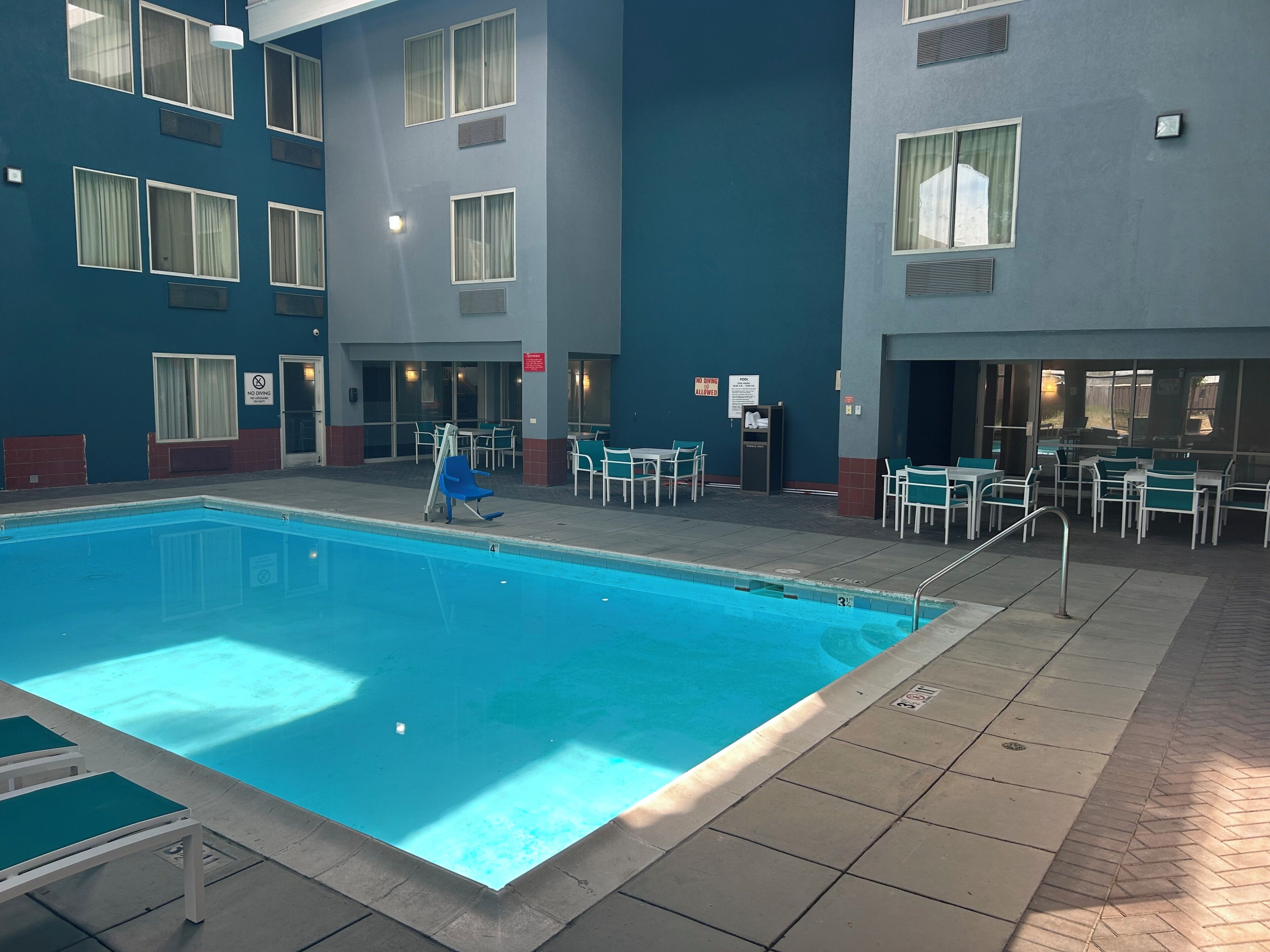 Indoor pool, open 8:00 AM to 10:00 PM, sun loungers