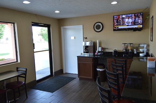 Econo Lodge Nashville North