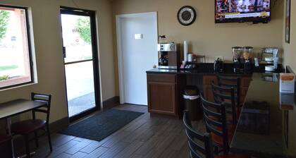 Econo Lodge Nashville North