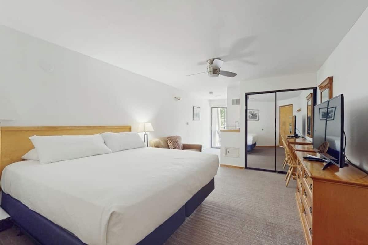 Deluxe-Zimmer, 1 King-Bett, Balkon, Bergblick