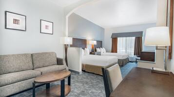 Suite, 2 Double Beds, Non Smoking