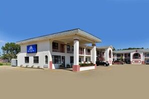 Front of property - Americas Best Value Inn Meridian (Meridian)