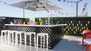 Poolbar