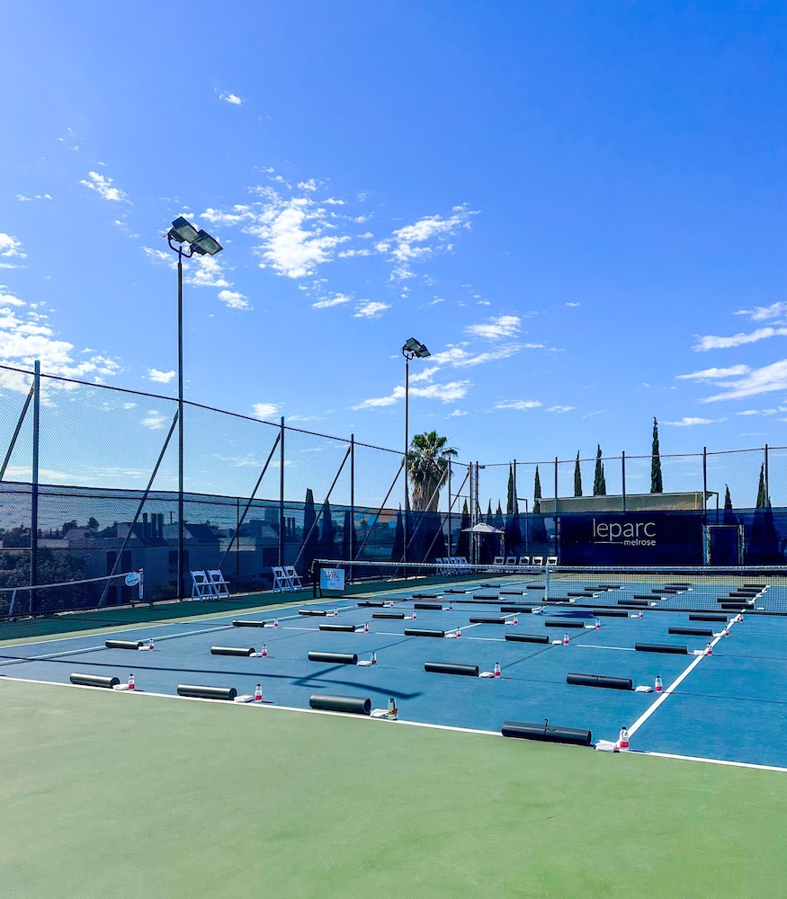 Le Parc at Melrose by null