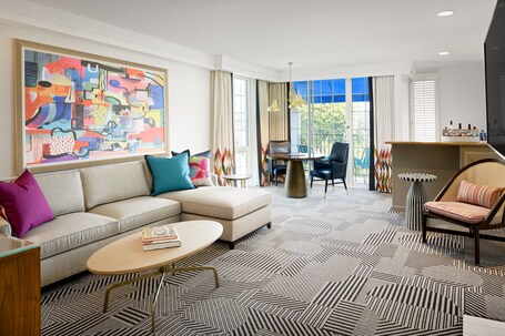  Le Parc at Melrose - view 3