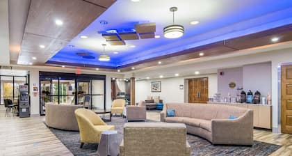 Comfort Inn & Suites Pittsburgh Fox Chapel