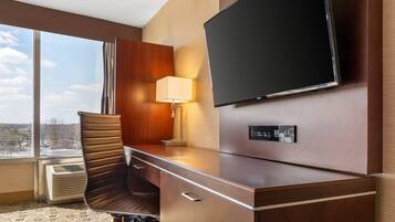 客房, 2 張標準雙人床, 非吸煙房 | 1 間臥室、高級寢具、舒適加層、客房內保險箱