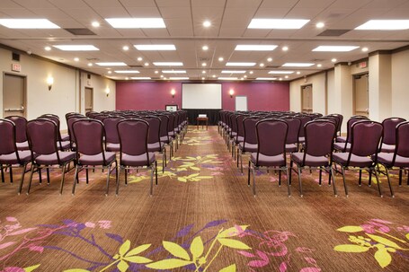 Holiday Inn Toronto Int'l Airport, an IHG Hotel - Image 31