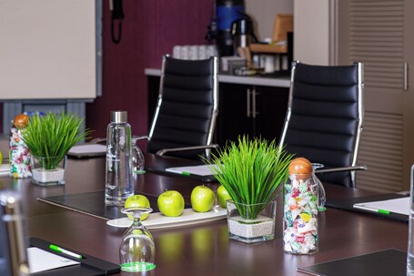 Holiday Inn Toronto Int'l Airport, an IHG Hotel - Image 24
