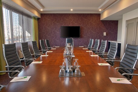 Holiday Inn Toronto Int'l Airport, an IHG Hotel - Image 26