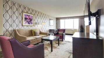 Premium bedding, pillow-top beds, in-room safe, desk