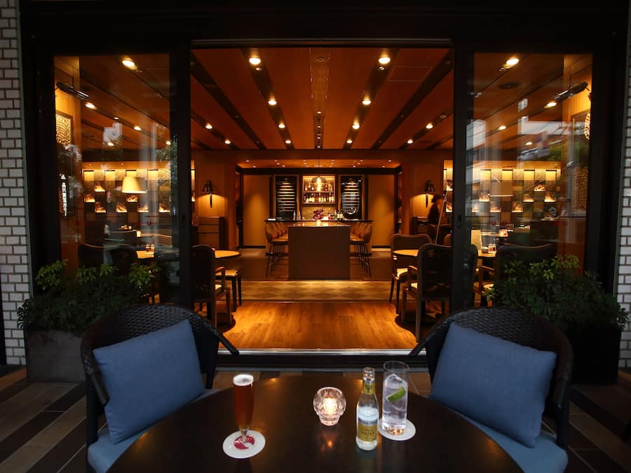 2 restaurantes: opção de café da manhã, almoço e jantar
