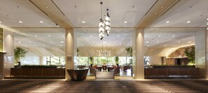 Lobby lounge - Grand Prince Hotel Shin Takanawa (Tokyo)