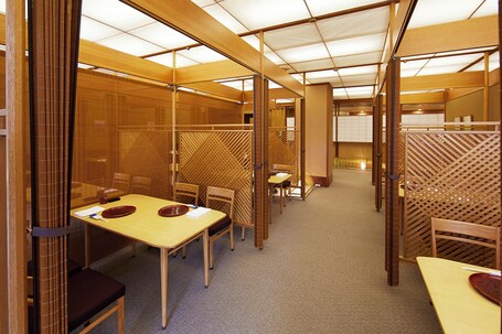 Grand Prince Hotel Shin Takanawa - Image 18