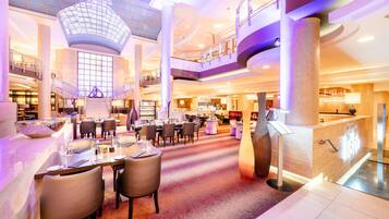 2 Restaurants, Frühstück