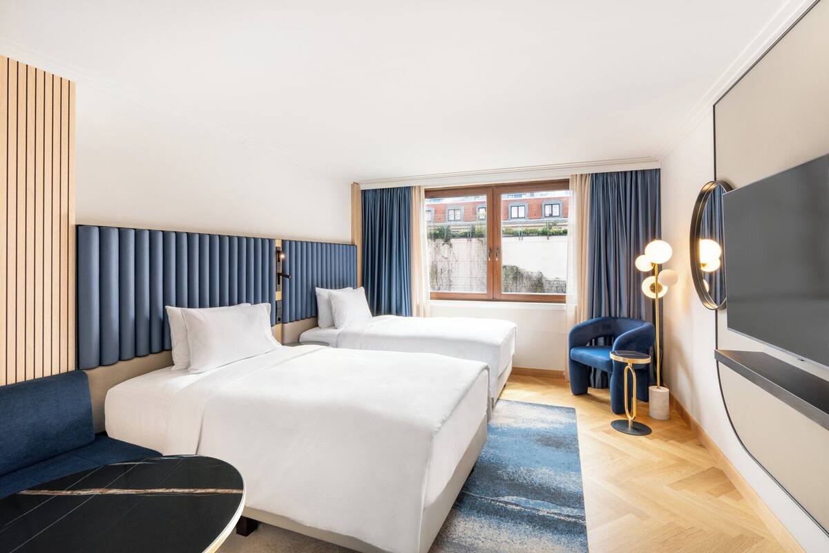 Premium bedding, pillowtop beds, minibar, in-room safe