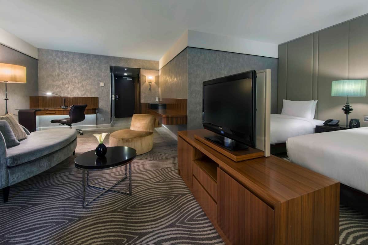 Literie de qualité supérieure, surmatelas, minibar