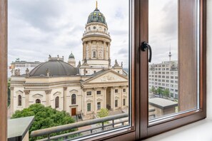 Junior Suite, 1 King Bed (Executive, Dome View) | Premium bedding, pillowtop beds, minibar, in-room safe
