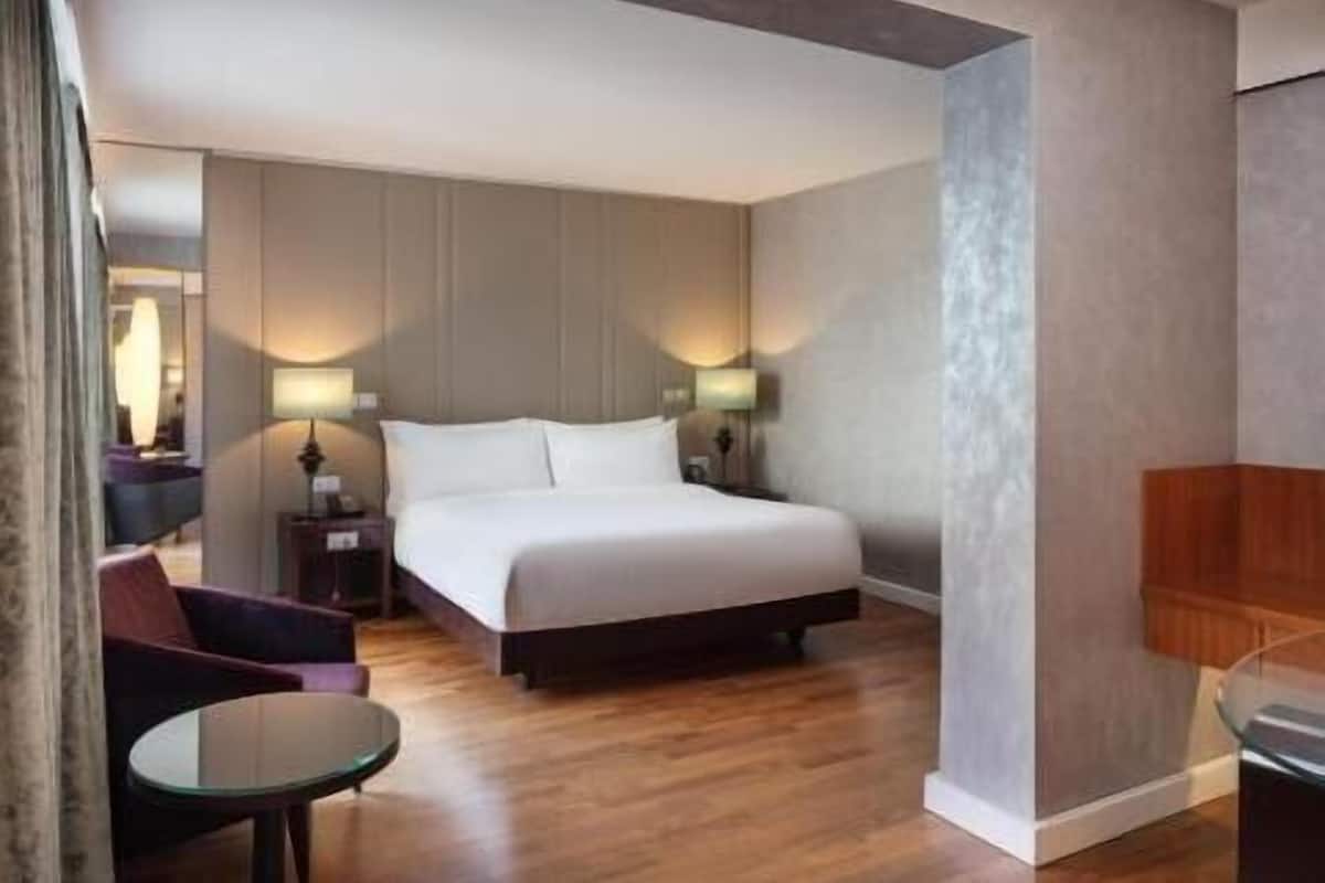 Literie de qualité supérieure, surmatelas, minibar