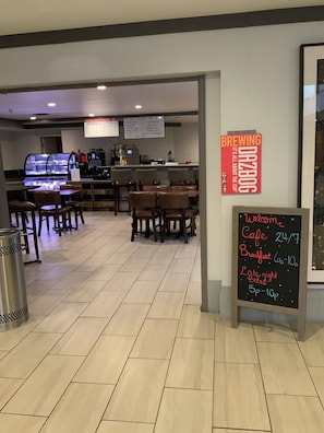 Free daily full breakfast - Best Western Denver East (Denver)