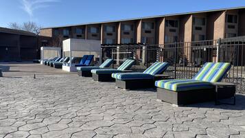 AuĂenpool (je nach Saison geöffnet)