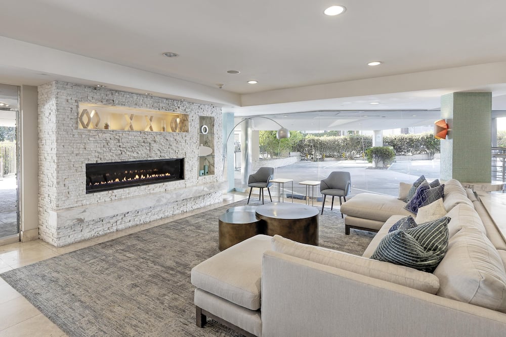 Belamar Hotel Manhattan Beach, Tapestry Collection by Hilton