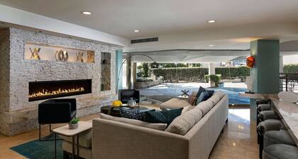 Belamar Hotel Manhattan Beach, Tapestry Collection by Hilton