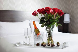 Property amenity - Renaissance Los Angeles Airport Hotel (Los Angeles)