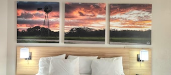 Days Inn by Wyndham McAllen