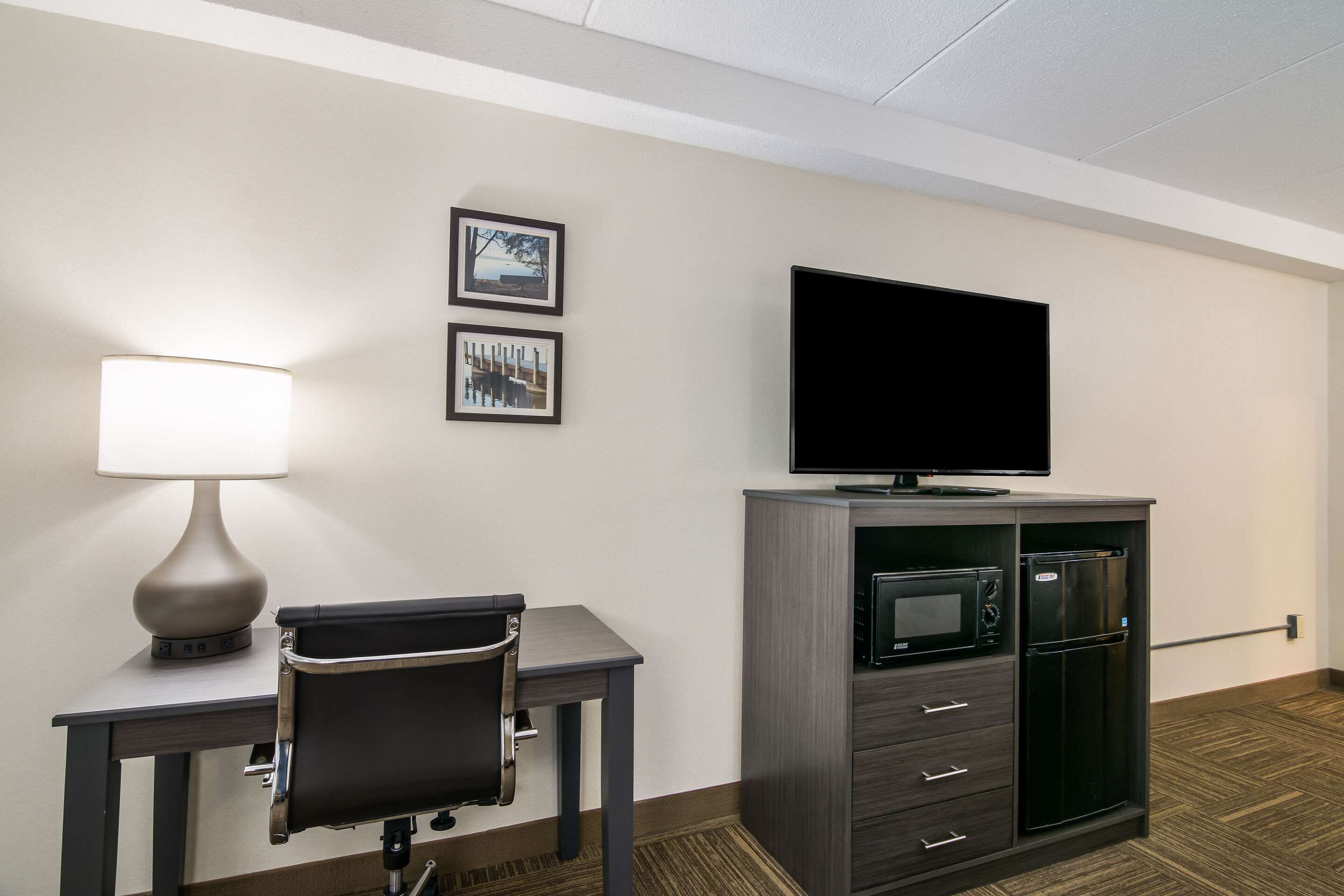 in-room safe, desk, laptop workspace, iron/ironing board