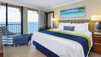 Suite, 1 habitación, vistas a la ciudad (Non-Smoking/ Corner) | Ropa de cama de alta calidad, caja fuerte, cortinas opacas