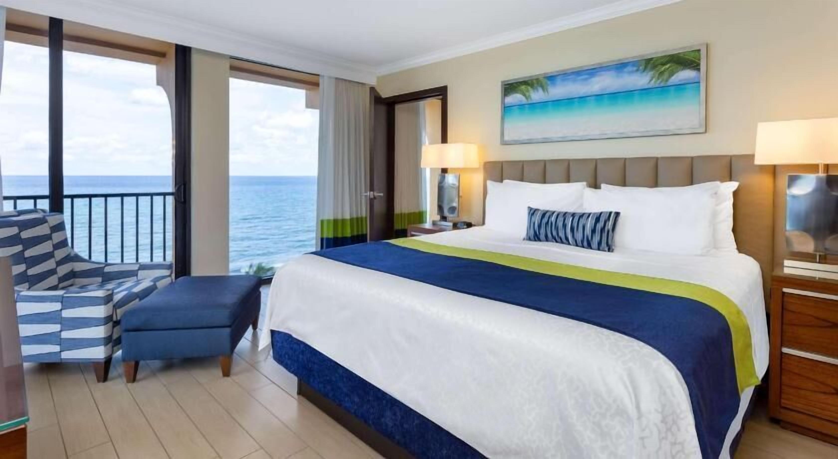 Premium bedding, in-room safe, individually decorated