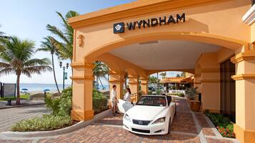 Entrada de la propiedad