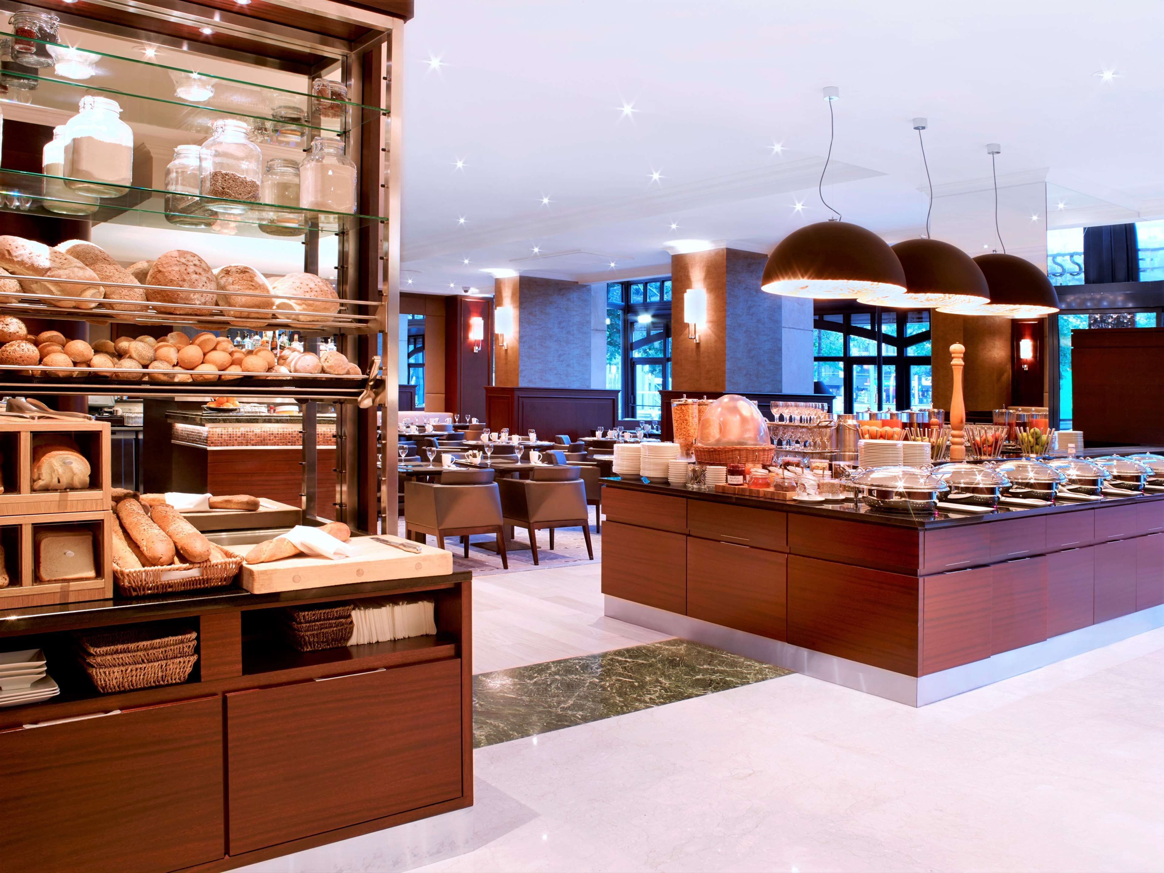 daily buffet breakfast (eur 27 per person)