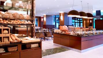 Frokostbuffé hver dag (EUR 29 per person)