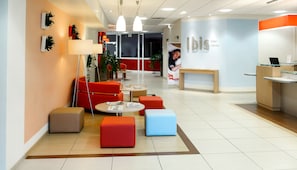 Lobby-Lounge